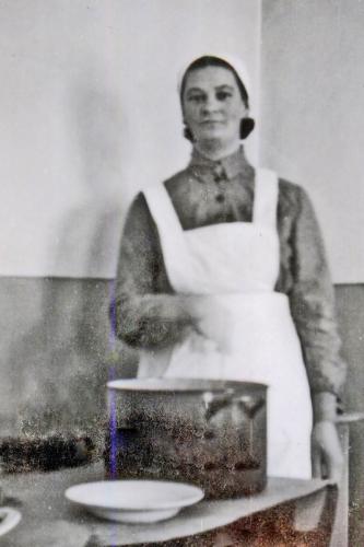 Emäntälotta Airi Summanen Pitkärannasta lähtien