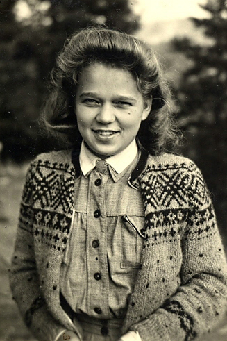 Liisa Leppälä, lotta 18 vuotta